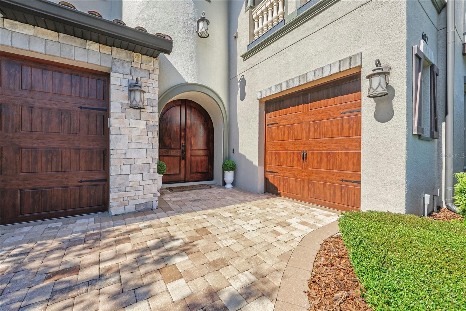 Property Photo:  682 Canopy Estates Drive  FL 34787 