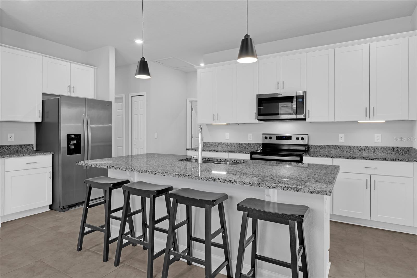 Property Photo: 2281 Mystic Maze Lane FL 34715