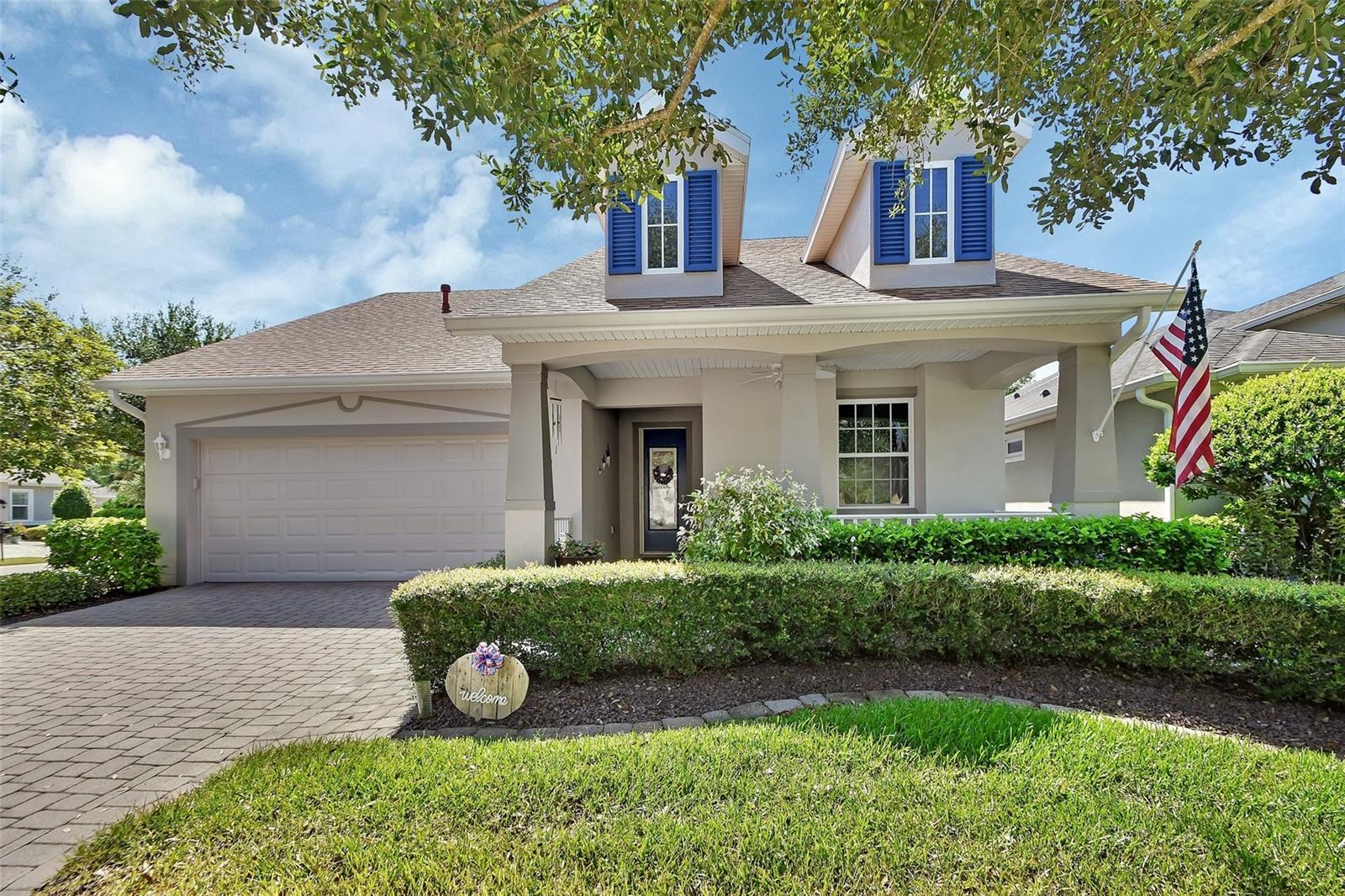 Property Photo: 1373 Hazeldene Manor FL 32724