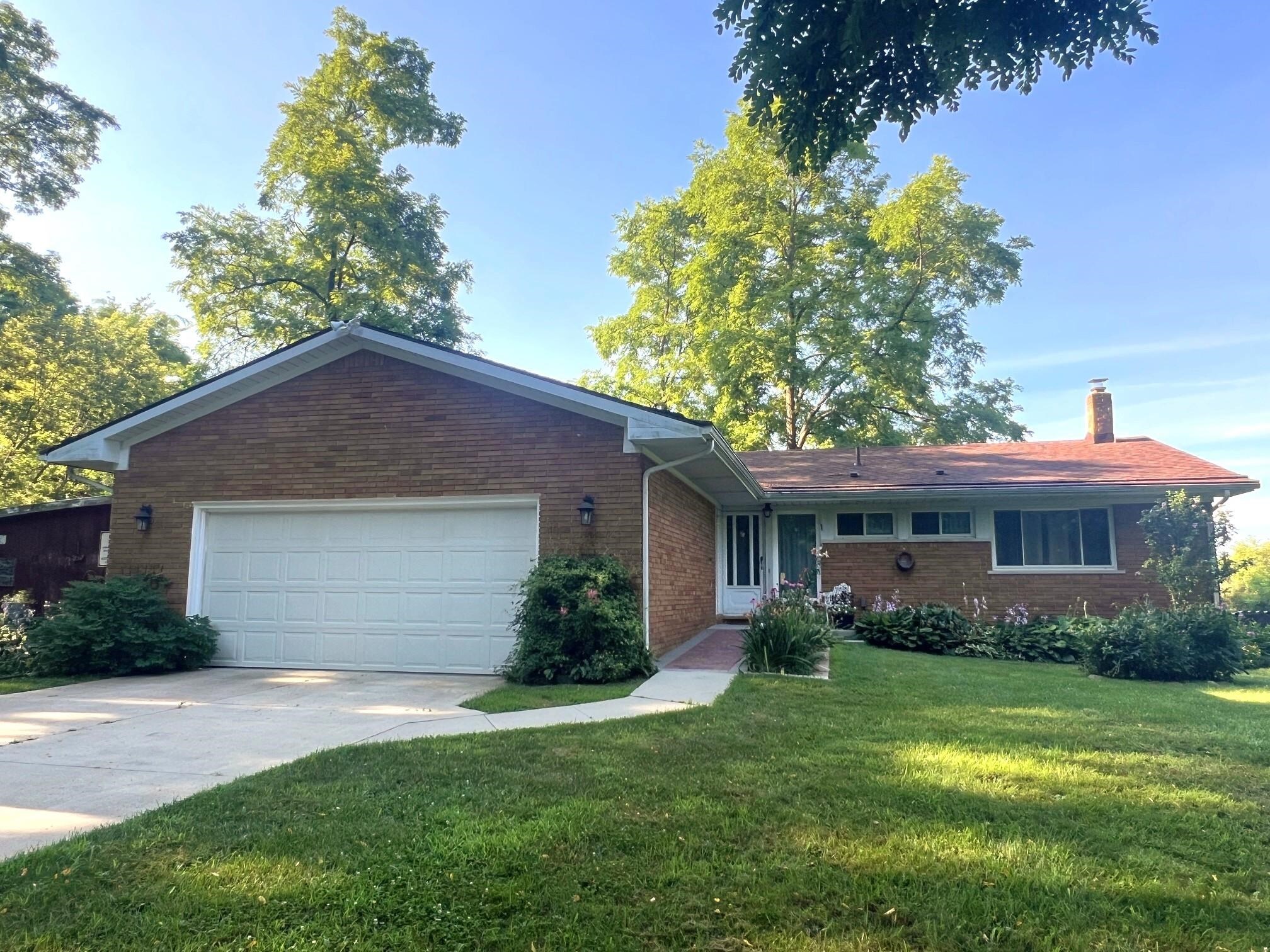 10262 Faussett Road  Fenton MI 48430 photo