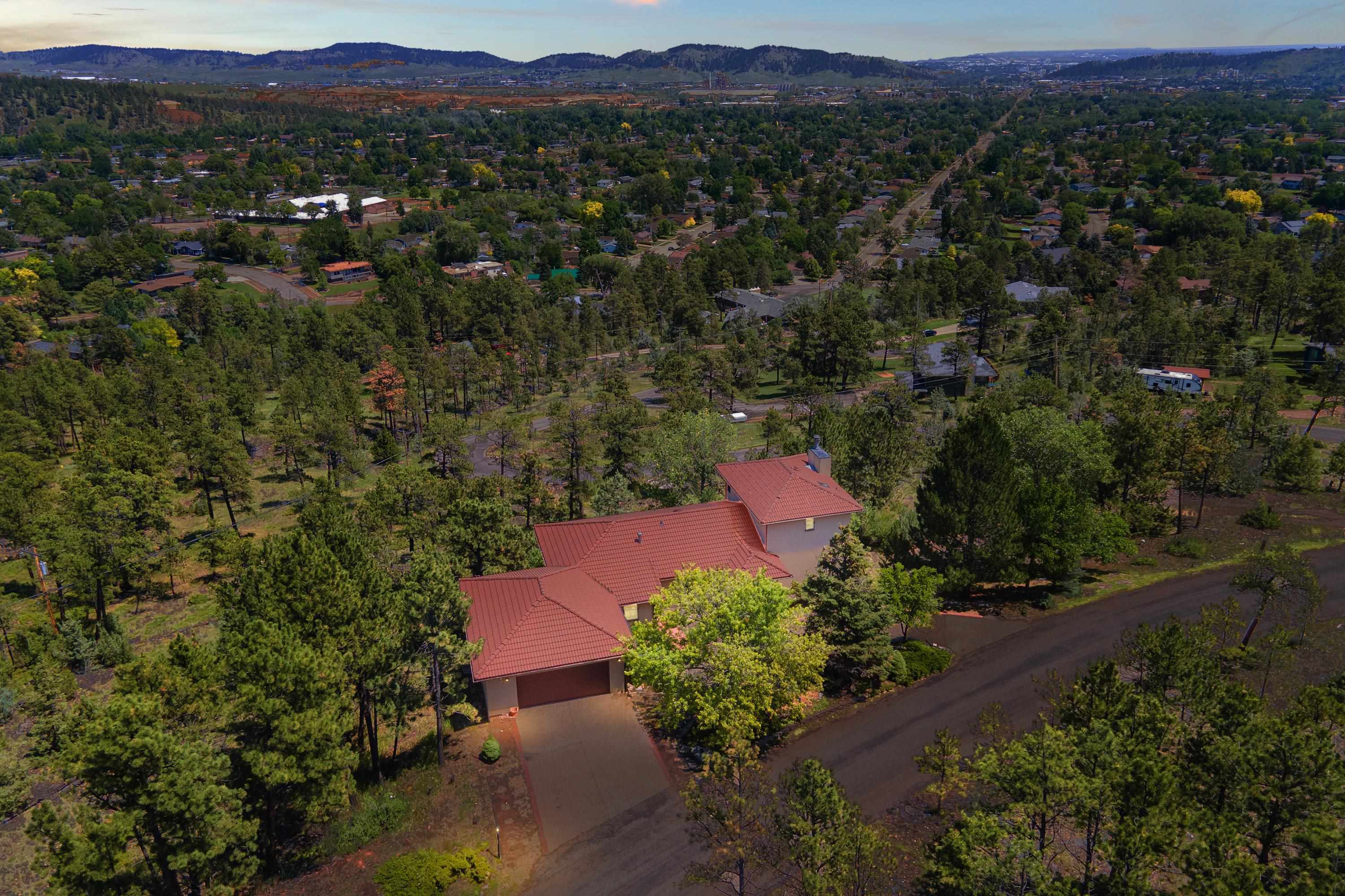 Property Photo: 5220 Pinedale Circle SD 57702