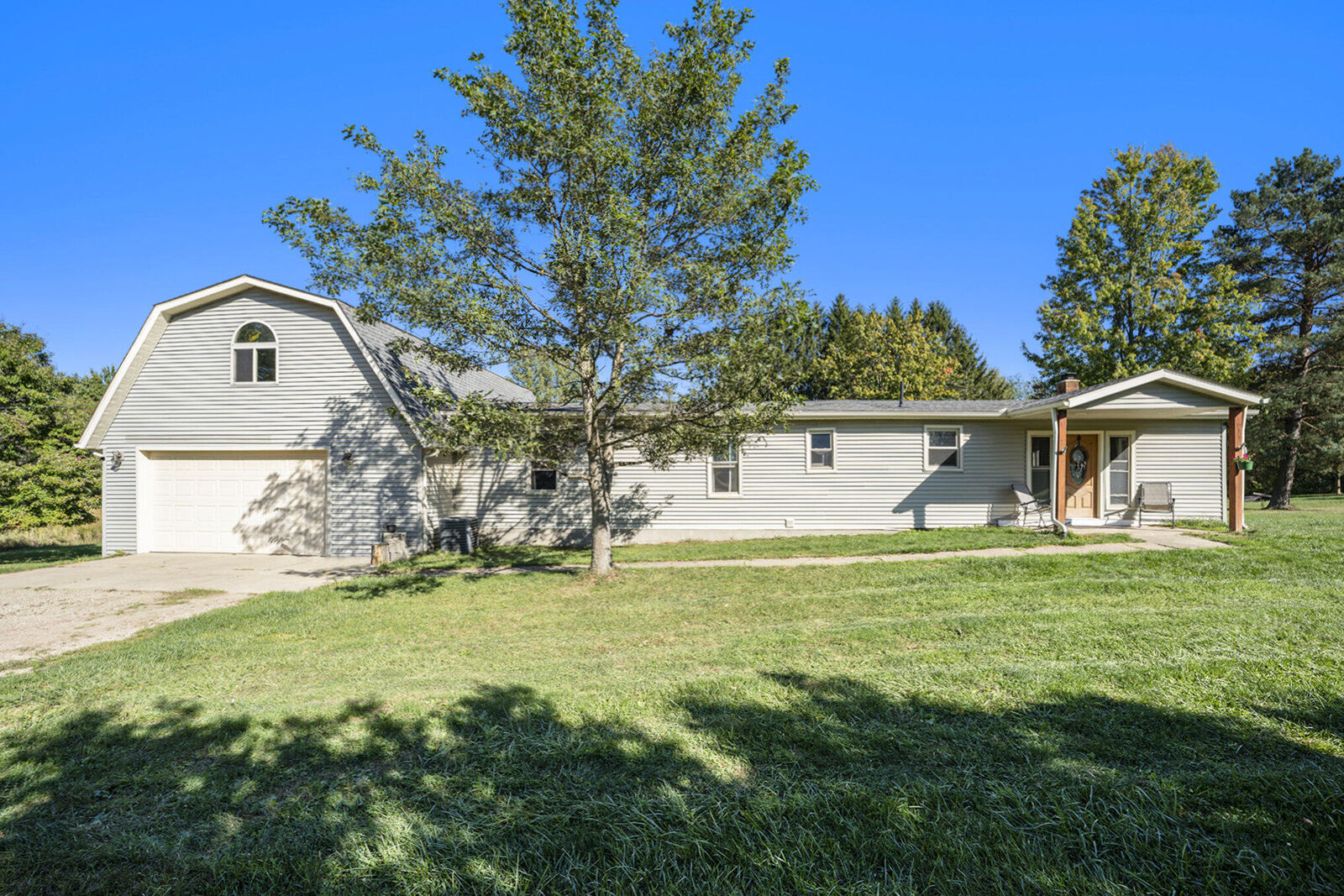 Property Photo:  849 18th Street  MI 49078