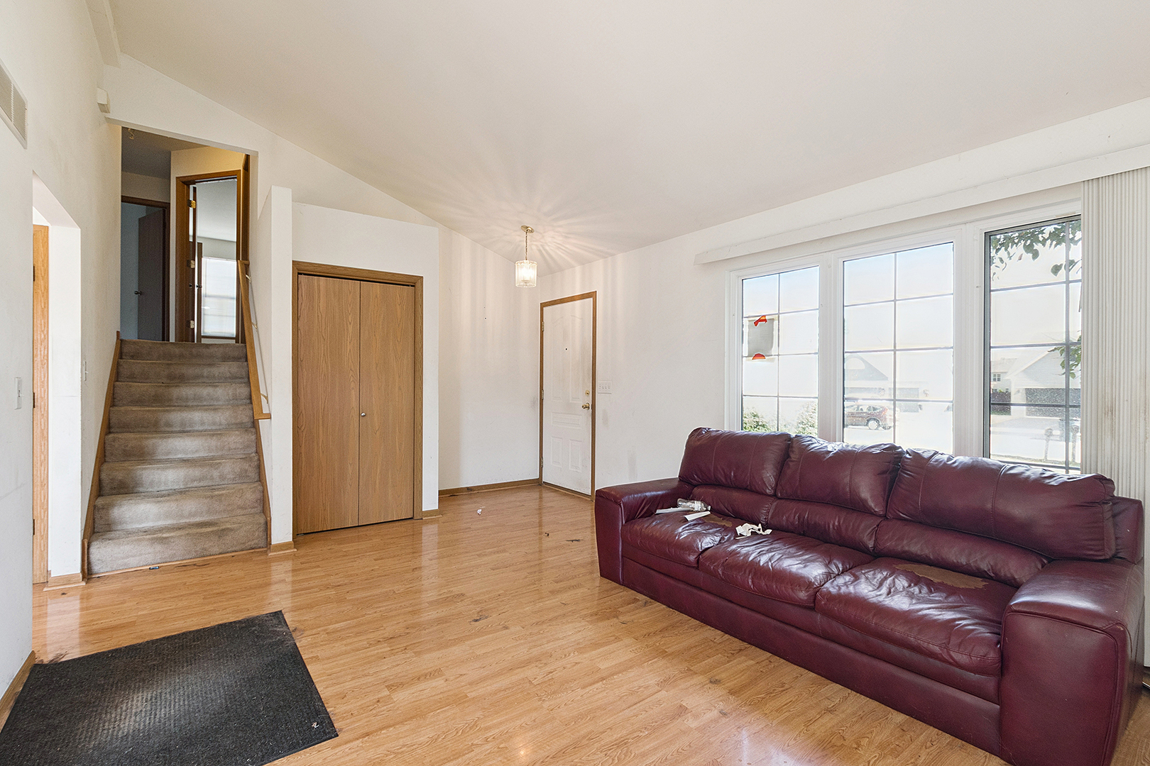 Property Photo: 4549 W Tulip Avenue IL 60449