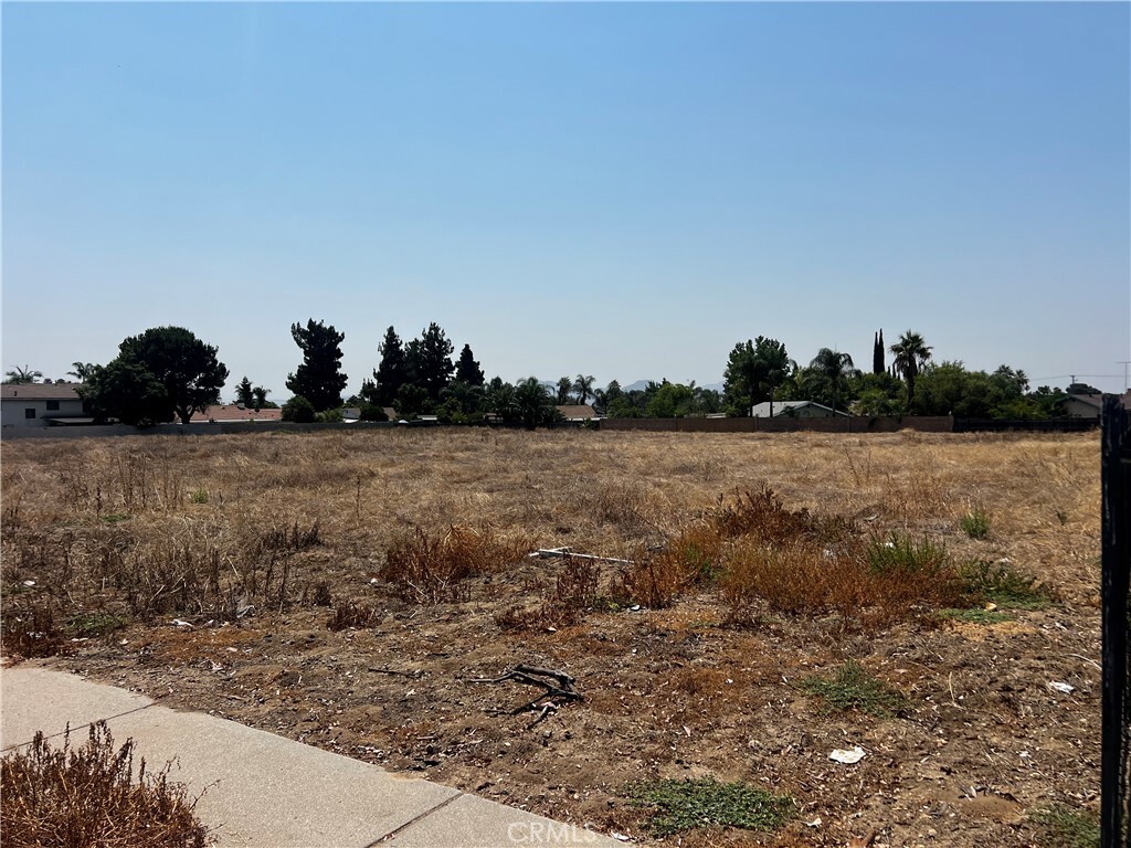 Property Photo: 0 E Victoria Street CA 92376