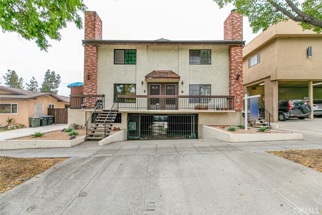 Property Photo:  431 E Verdugo Avenue F  CA 91501 