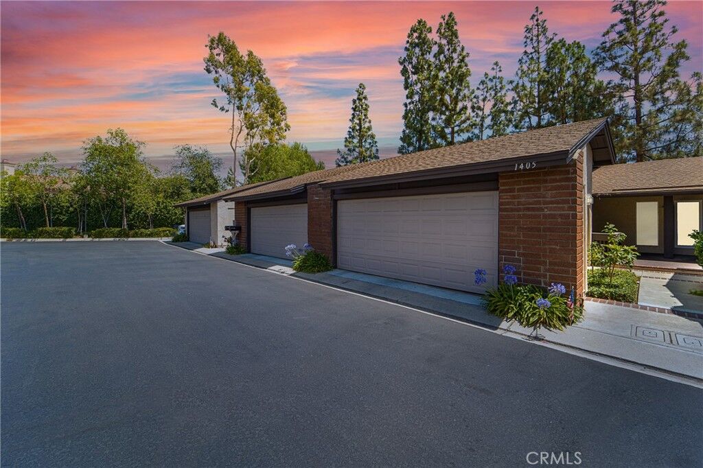 Property Photo:  1405 Pinon Place 3  CA 92835 