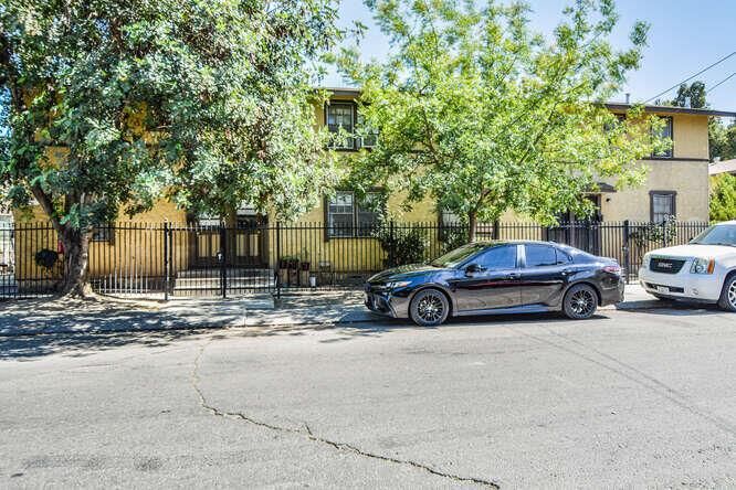 Property Photo: 1608 E 6th Street CA 95206