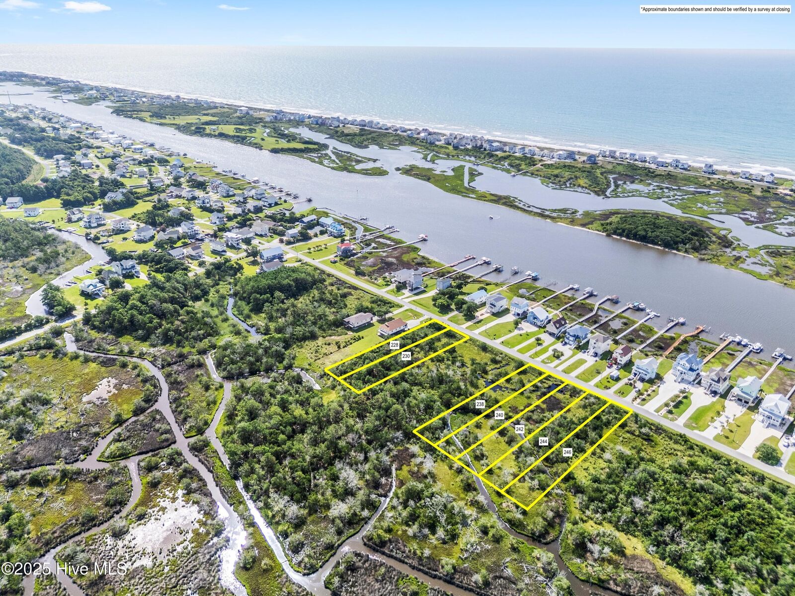 Property Photo: 240 Waterway Drive NC 28460