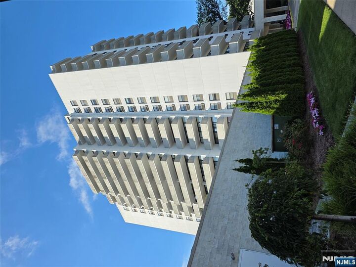 Property Photo:  1600 Center Avenue 12C  NJ 07024 
