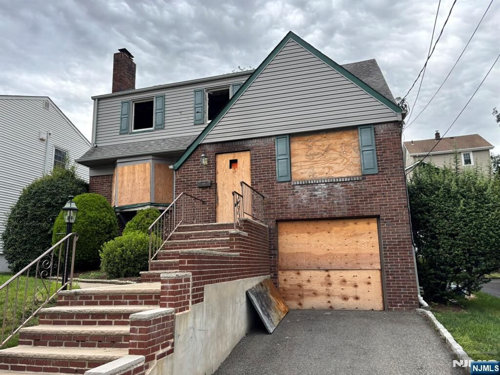 Property Photo:  56 Hamilton Avenue  NJ 07032 