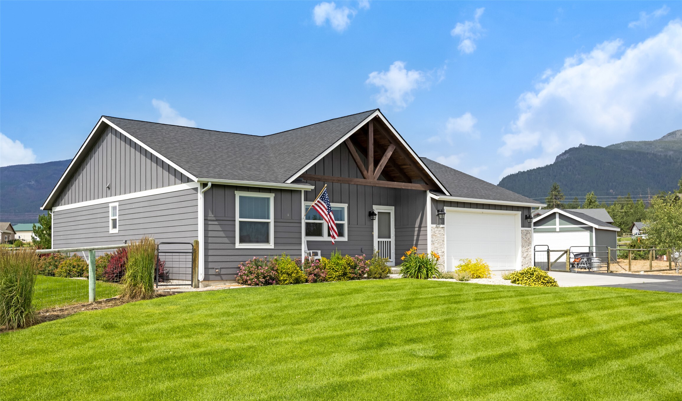 Property Photo:  4007 Moonrise Court  MT 59870 