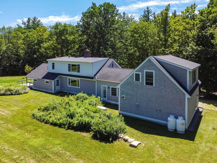 Property Photo: 135 McCollum Road NH 03070