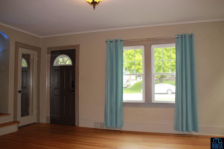 Property Photo: 3131 Grandview IA 51104