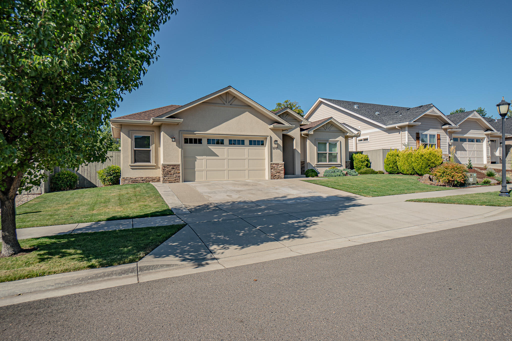 Property Photo:  3735 Arizona Drive  OR 97504 