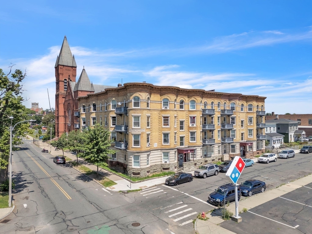 Property Photo: 173 Elm Street 3lr MA 01040