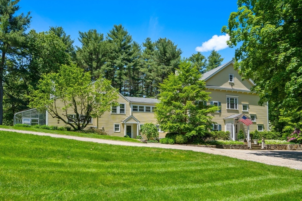 Property Photo: 4 Claybrook Rd MA 02030