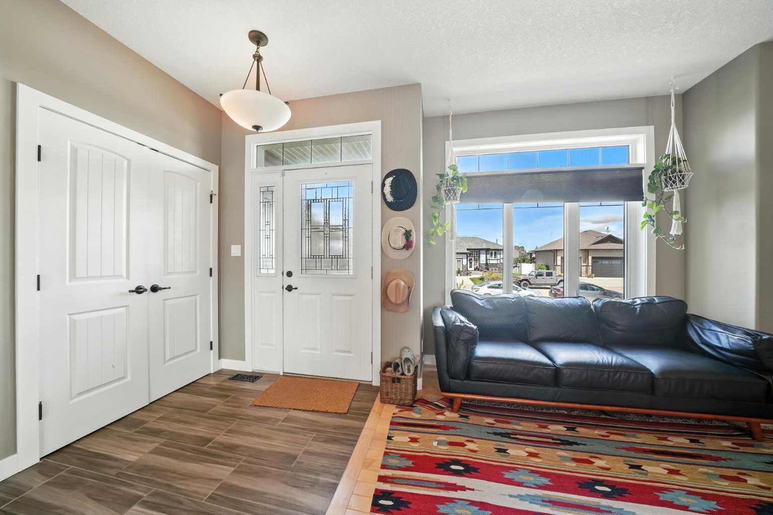 Photo de la propriété: 6511 57 Street AB T4H 0C6