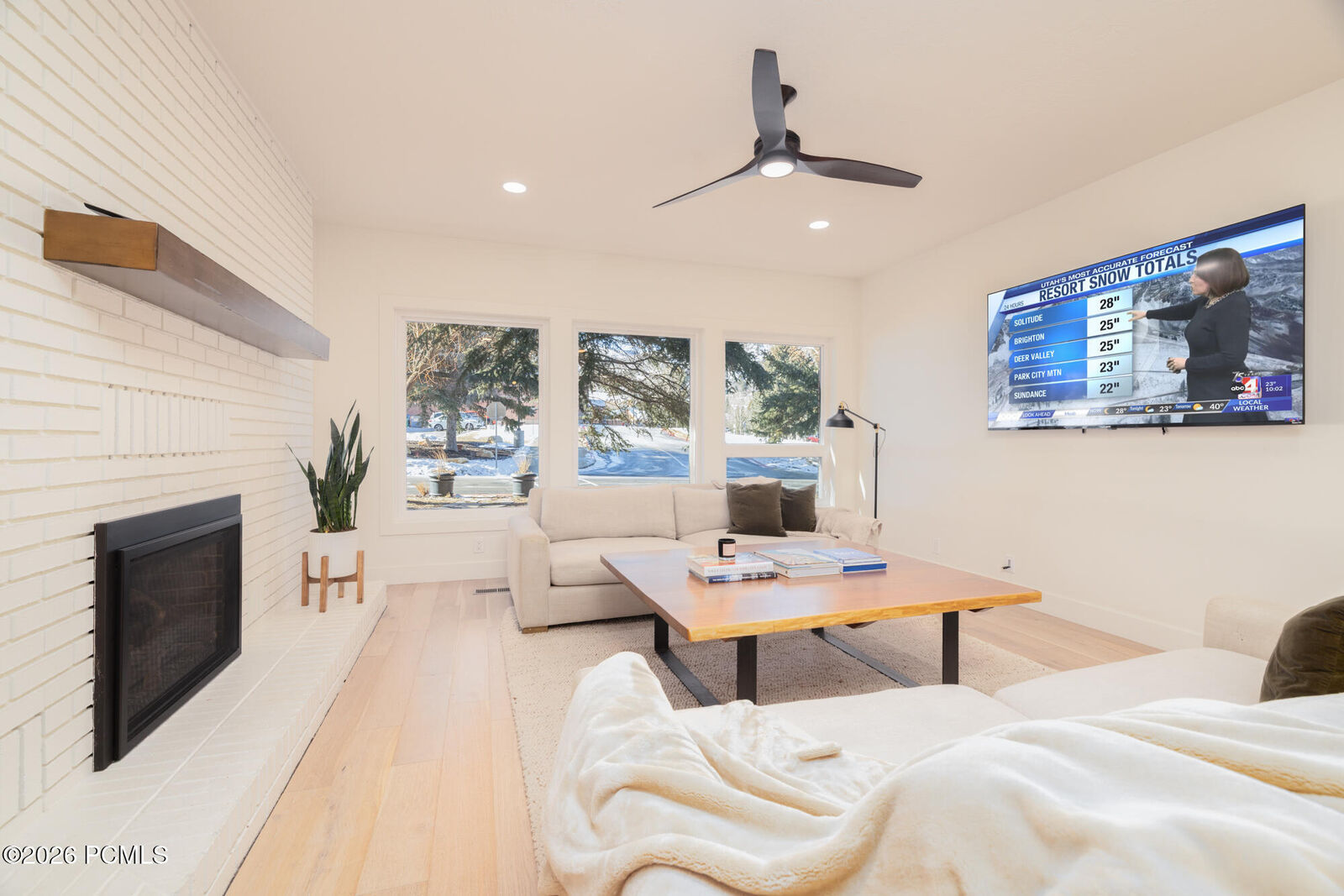 Property Photo: 1513 Meadow Loop Rd 3 UT 84098