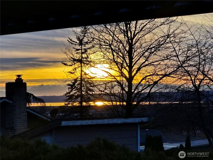 Property Photo: 27620 84th Drive NW WA 98292