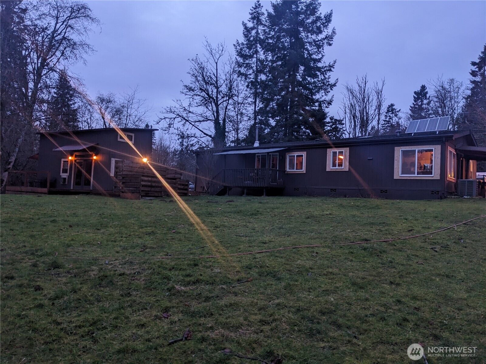 Property Photo:  2833 A  Highway 12 A  WA 98585 