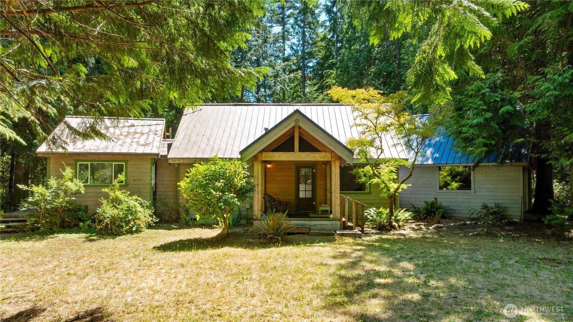 Property Photo: 3330 Solitude Place WA 98236