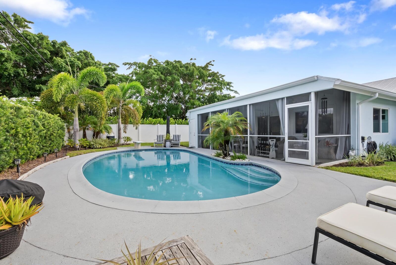 Property Photo: 2122 Northridge Road FL 33444