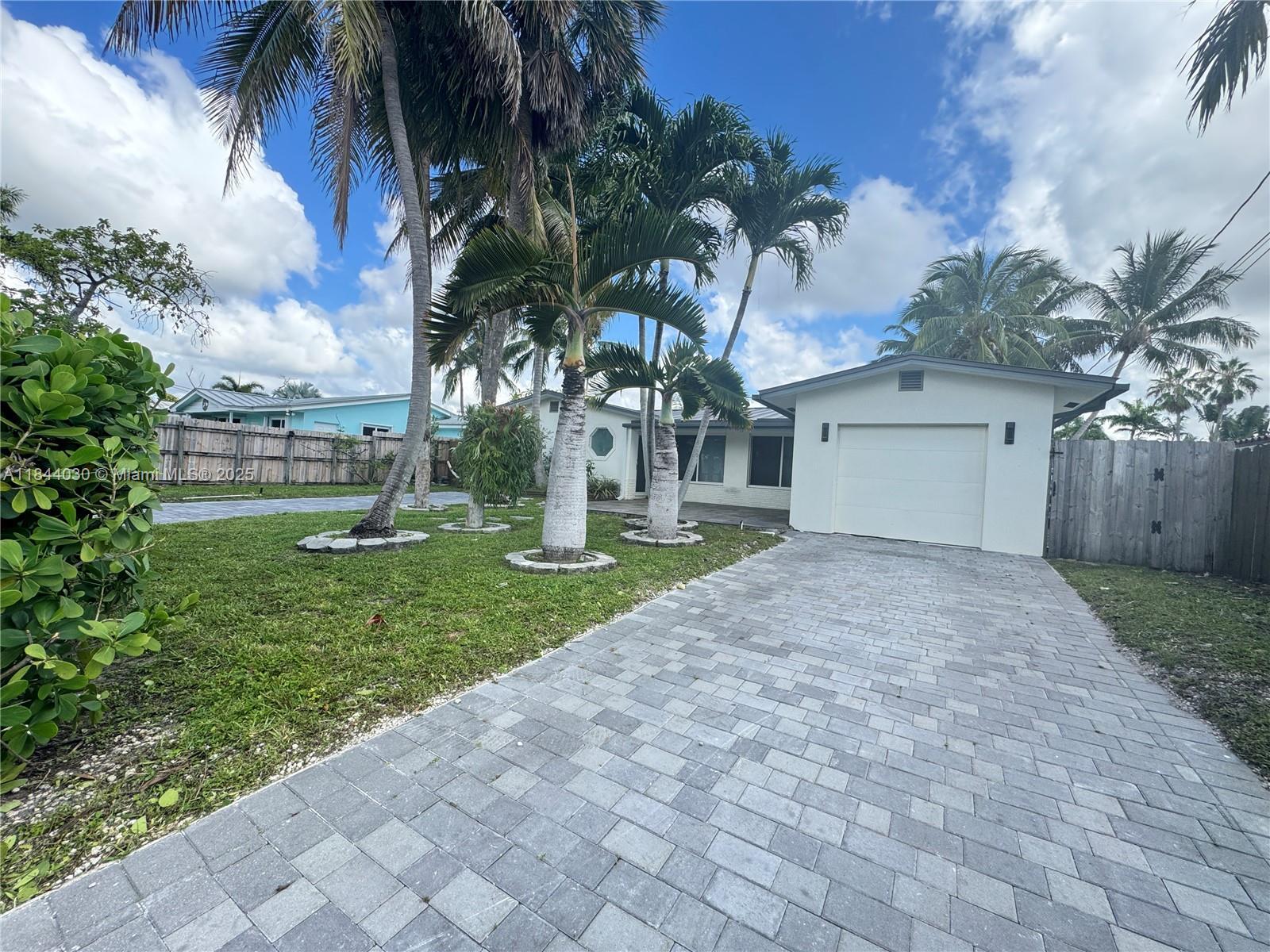 1709 SW 5th Pl  Fort Lauderdale FL 33312 photo