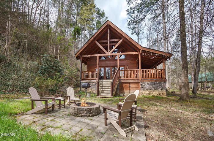 2673 Cedar Falls Way  Sevierville TN 37862 photo