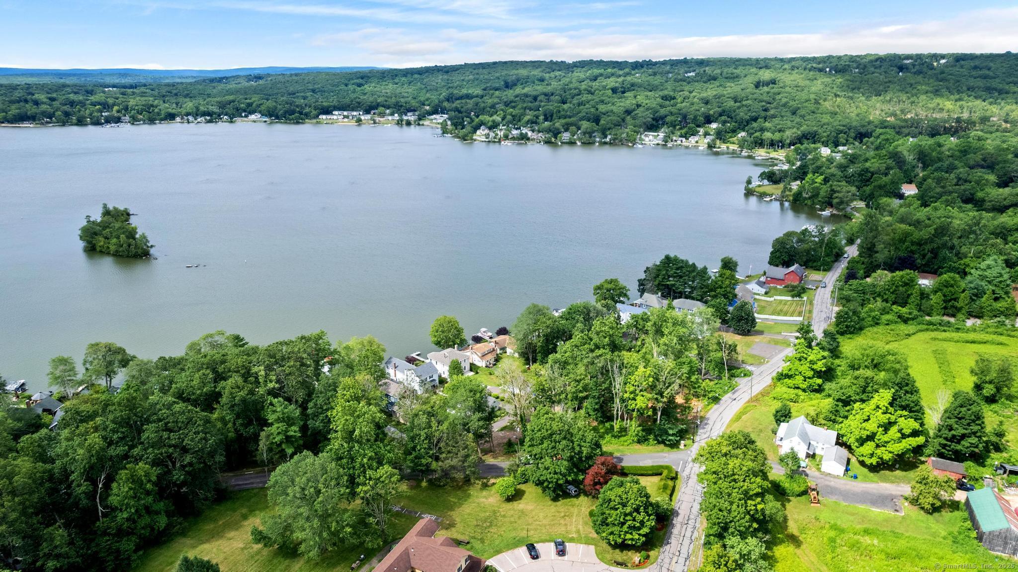 Property Photo: 132 Lake Road CT 06424