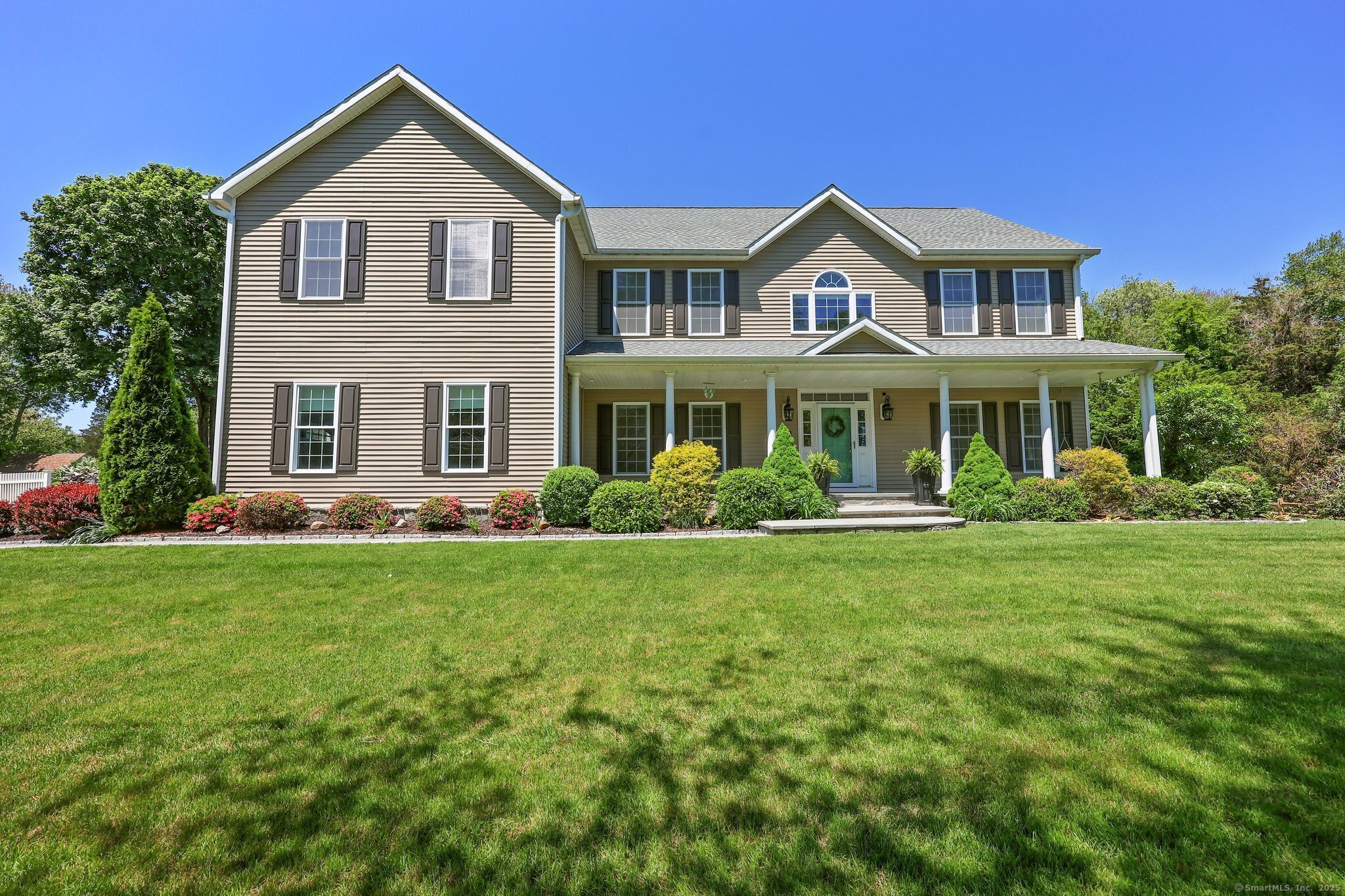 Property Photo:  25 Chester Road  CT 06612 