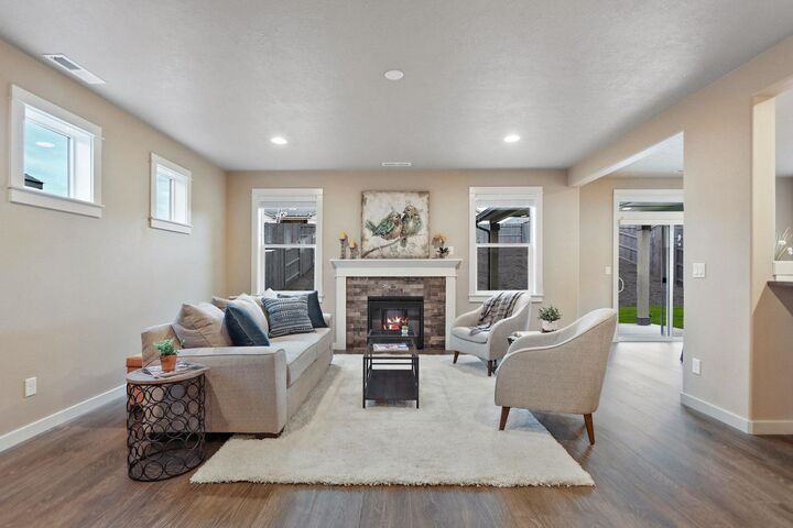 Property Photo:  1602 W 68th Ave Lot 4 Block 2 - Talent  WA 99224 