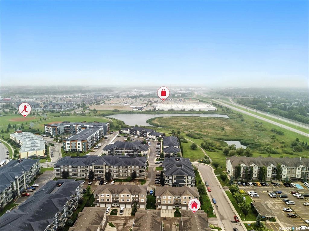 Property Photo: 212 Willis Crescent 202 SK S7T 0R7