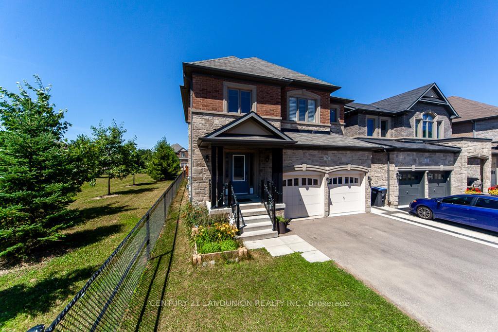 Property Photo: 70 Prairie Creek Crescent ON L6Y 6C9