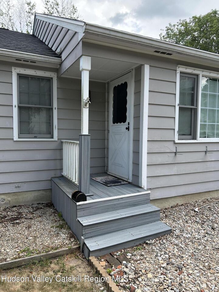 Property Photo:  19 Fabiano  NY 12534 