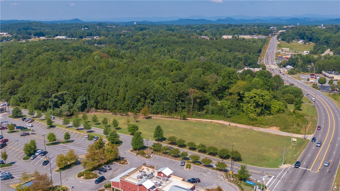 Property Photo: 106 Roberts Road SC 29671
