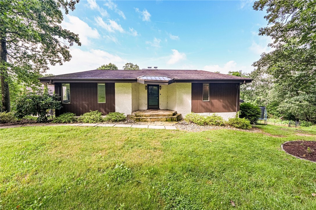 Property Photo: 3150 Princeton Rd PA 15601