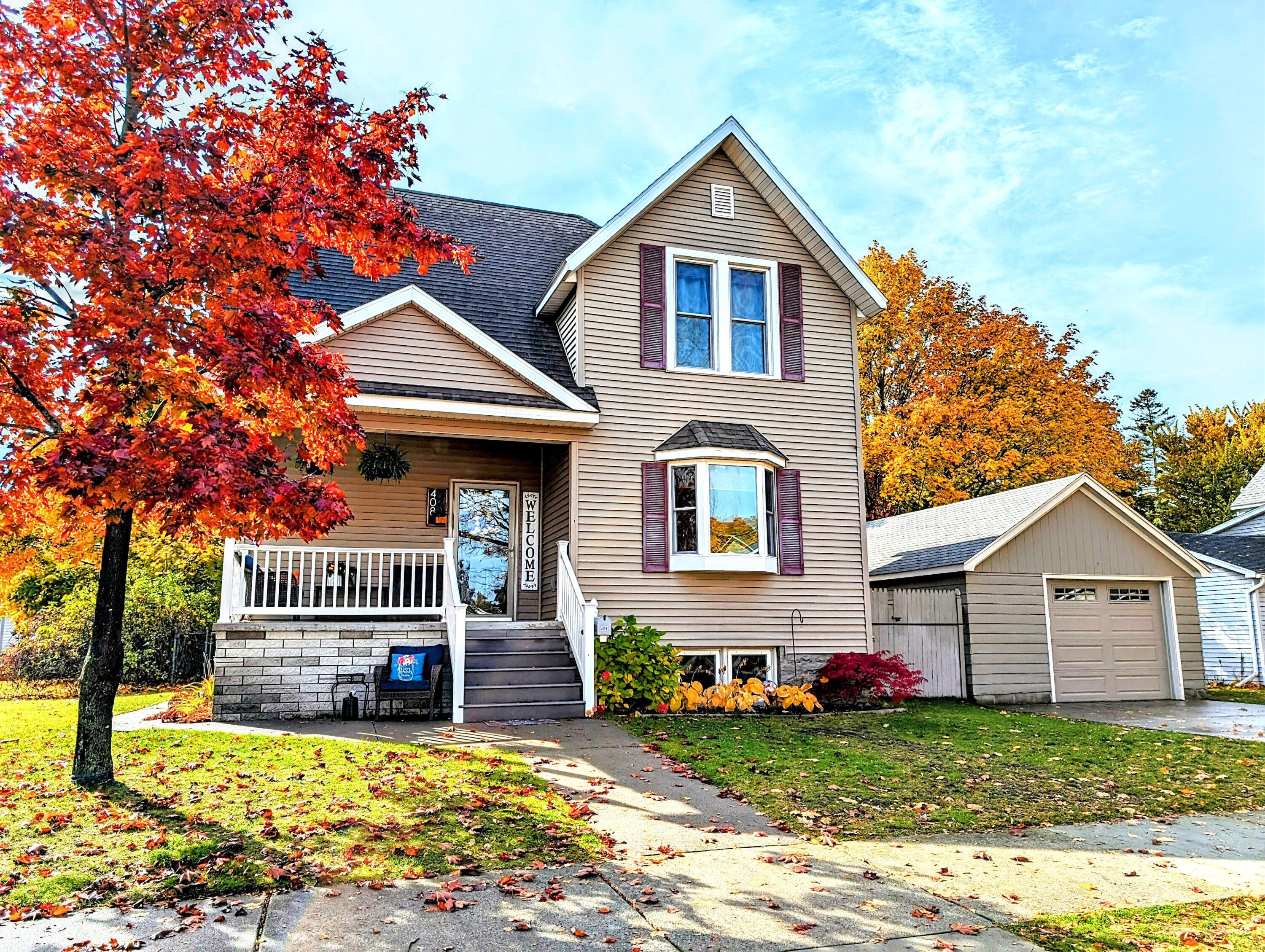 Property Photo: 408 West Lincoln Street MI 49707