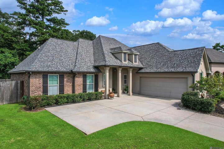 Property Photo:  5028 Woodstock Way Dr  LA 70739 