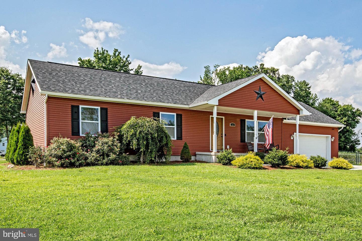 Property Photo: 1 Kidd Court NJ 08069