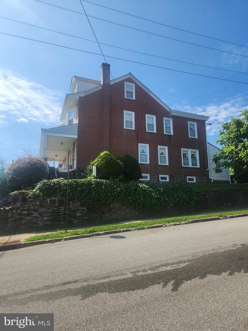 Property Photo:  500 E Rambo Street  PA 19405 