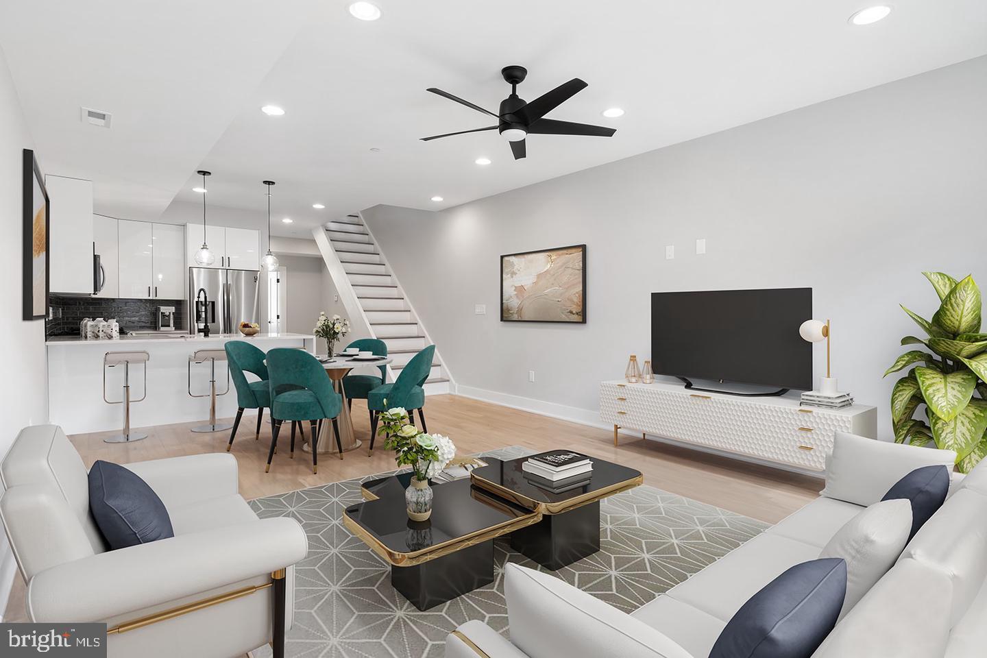 Property Photo:  1314 E Passyunk Avenue Unit B  PA 19147 