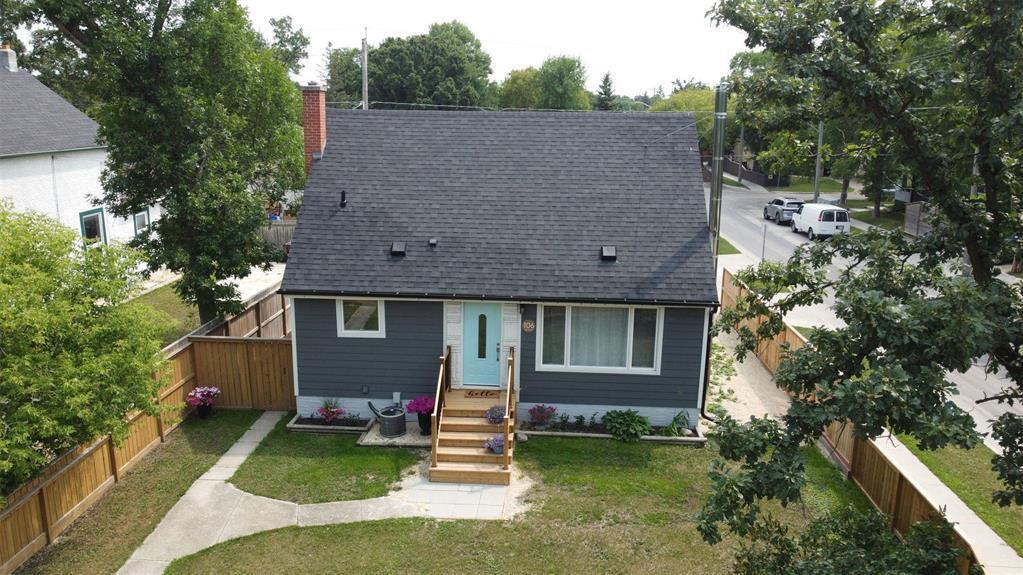 Property Photo: 106 St Vital Road MB R2M 1Z5