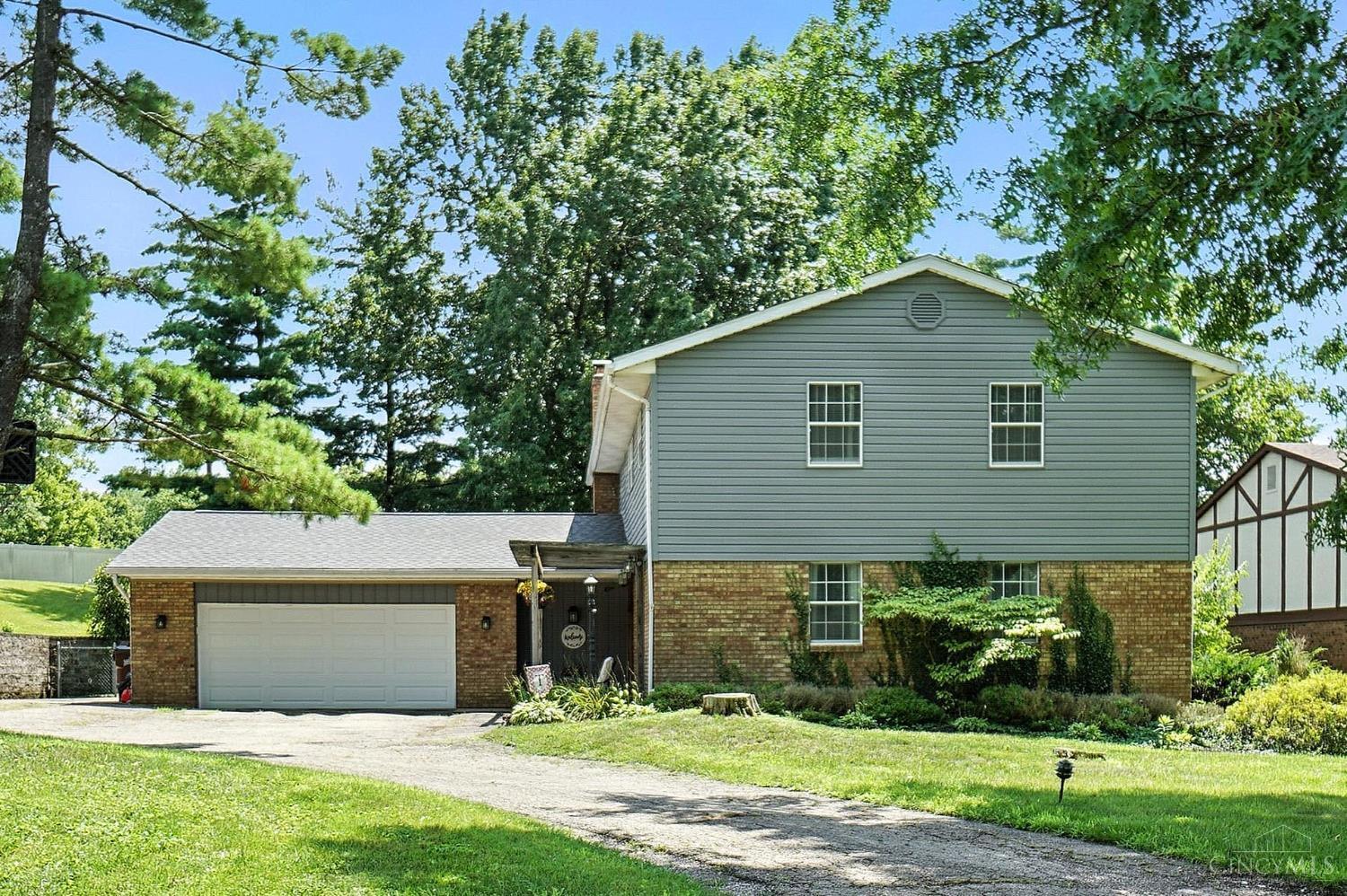 5573 Cleves Warsaw Pike  Delhi Twp OH 45238 photo