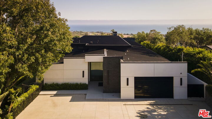 29800 Cuthbert Rd  Malibu CA 90265 photo