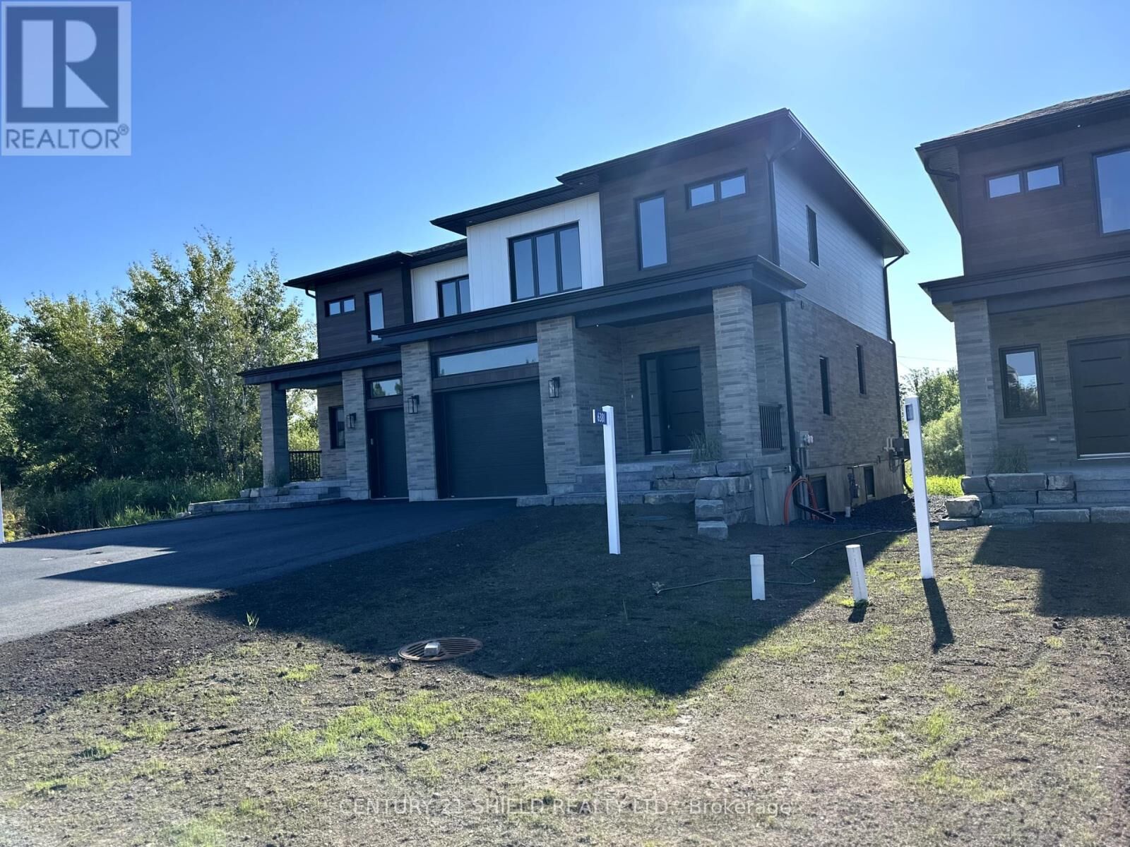 Property Photo:  6831 Monument Way  ON K0C 2C0 