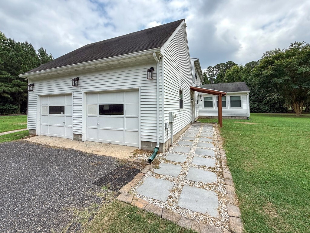 Property Photo:  28242 Fairway Dr  VA 23410 
