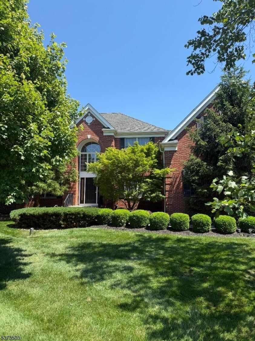 Property Photo: 12 Ludlow Ct NJ 08844