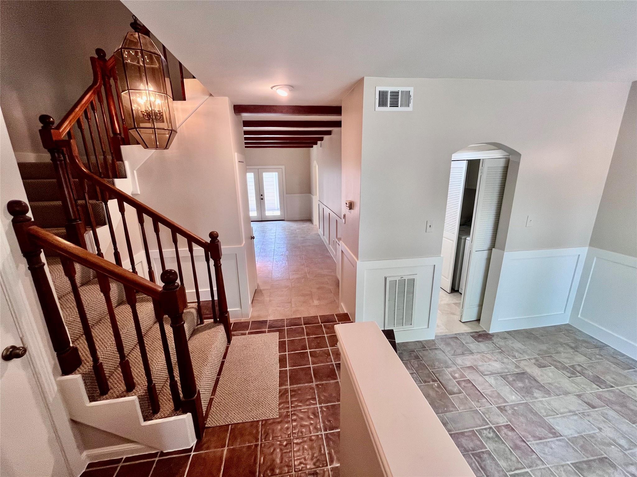 Property Photo: 4537 Acacia Street TX 77401