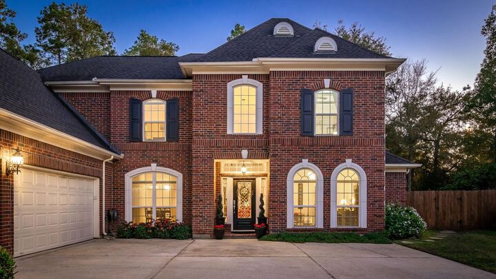 Property Photo: 7 Wildever Place TX 77382