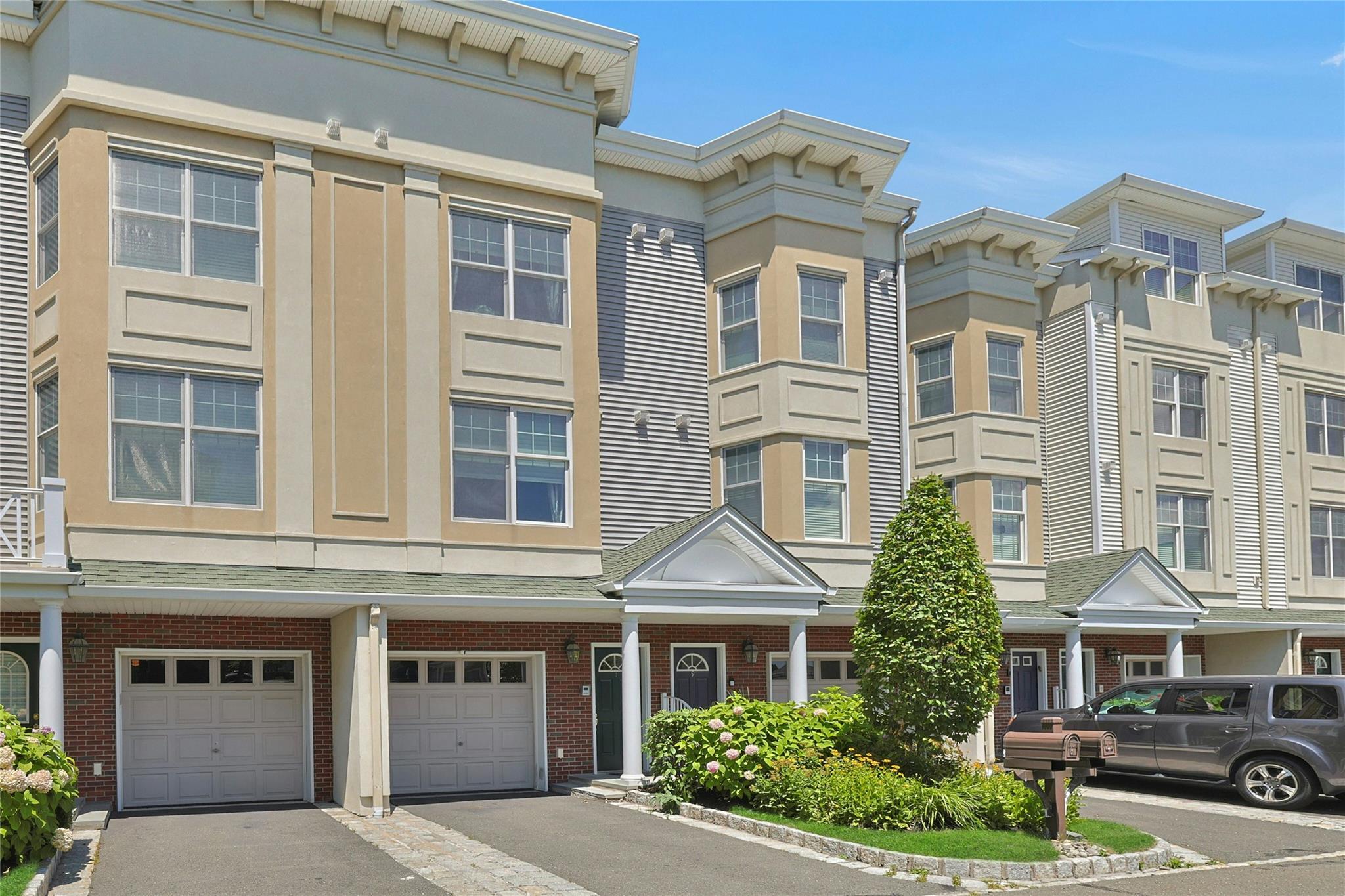 Property Photo: 7 Edge Water Lane NY 10927